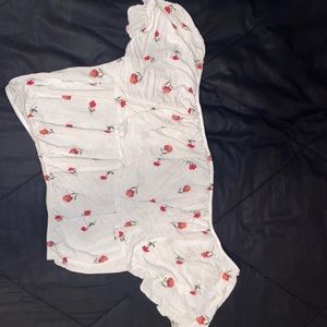 Forever 21 | Rose loose crop top with short sleeves | XS